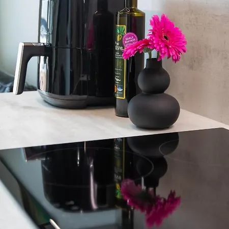 דירה Isla Homes - Suite, Supermarket & Alko טמפרה
