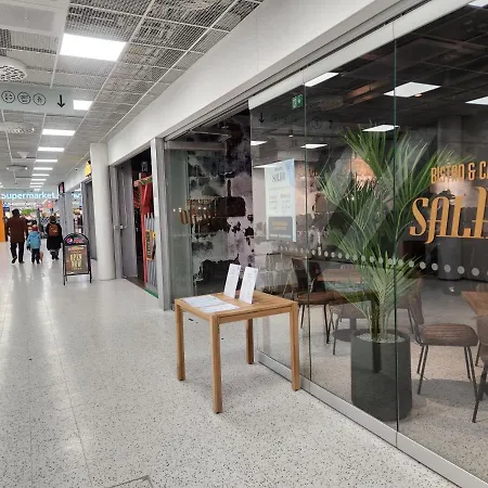 Isla Homes - Suite, Supermarket & Alko דירה טמפרה